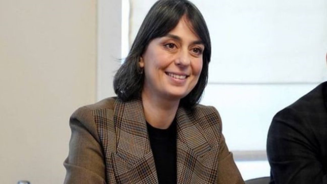 Üsküdar Belediye Başkanı Sinem Dedetaş Kimdir? Kaç Yaşında, Nereli ve Hangi Partiden?