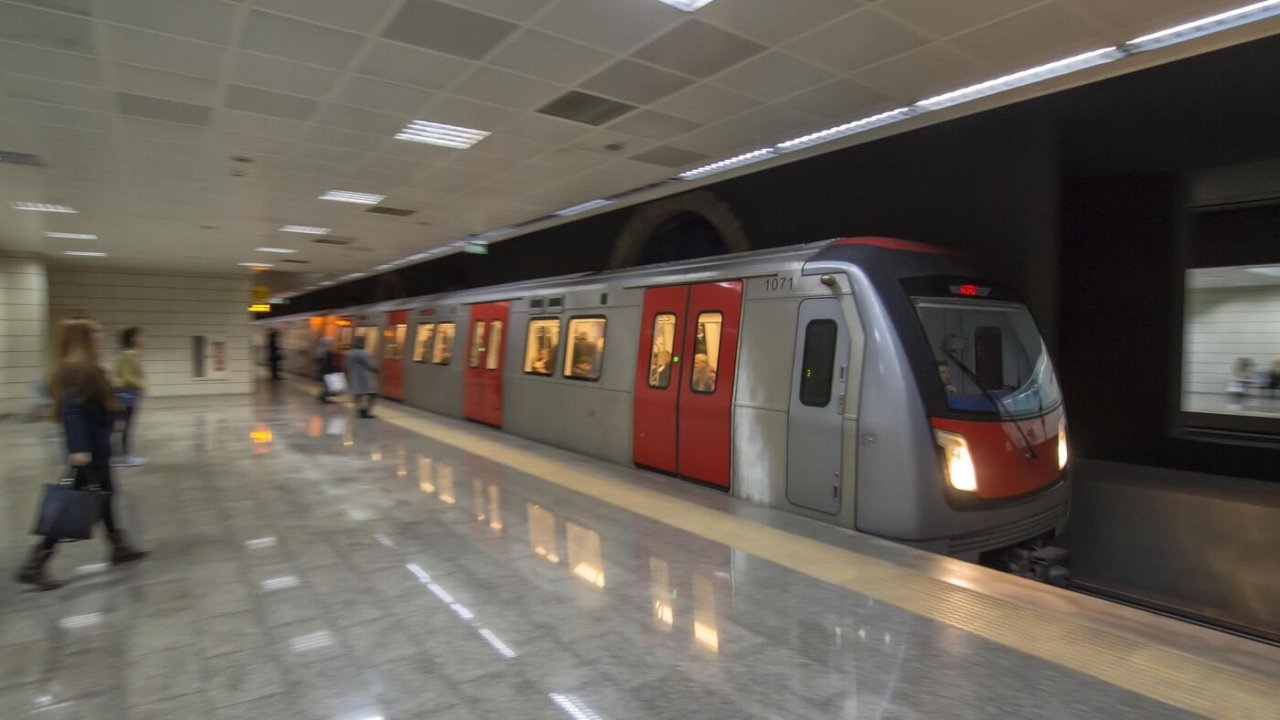 Ankara Metrosunda Metro Seferleri Neden Durdu?