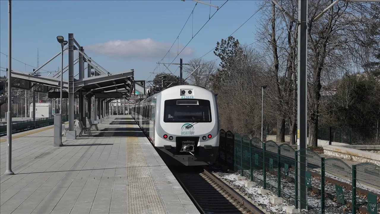 Bayramda Toplu Taşıma Bedava mı? Marmaray, İZBAN, Başkentray Ücretsiz Olacak mı?