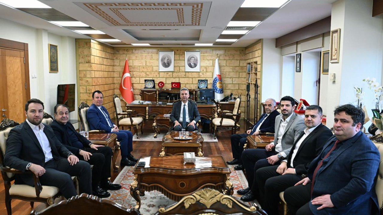 KMTSO Başkanı Buluntu ve Mustafa Narlı’dan Ksü Rektörü Okumuş’a Ziyaret!