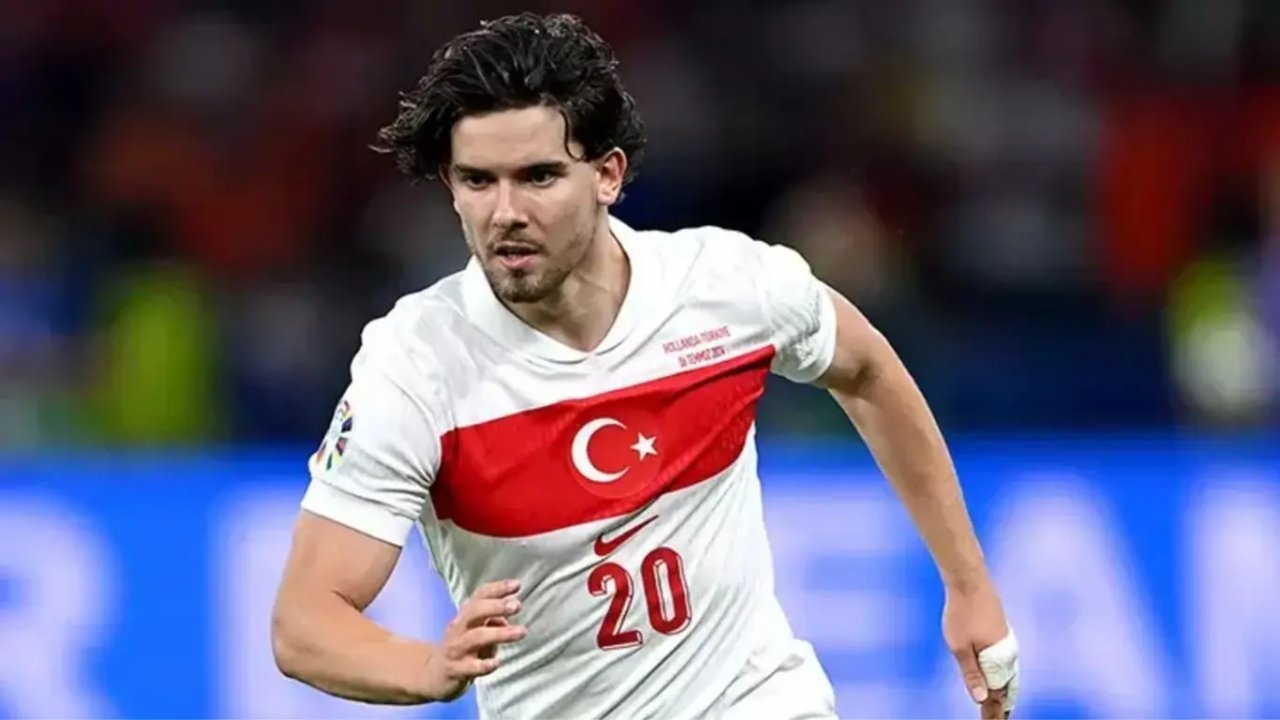 Ferdi Kadıoğlu Manchester United transferi | Brighton Bonservisi ne kadar?