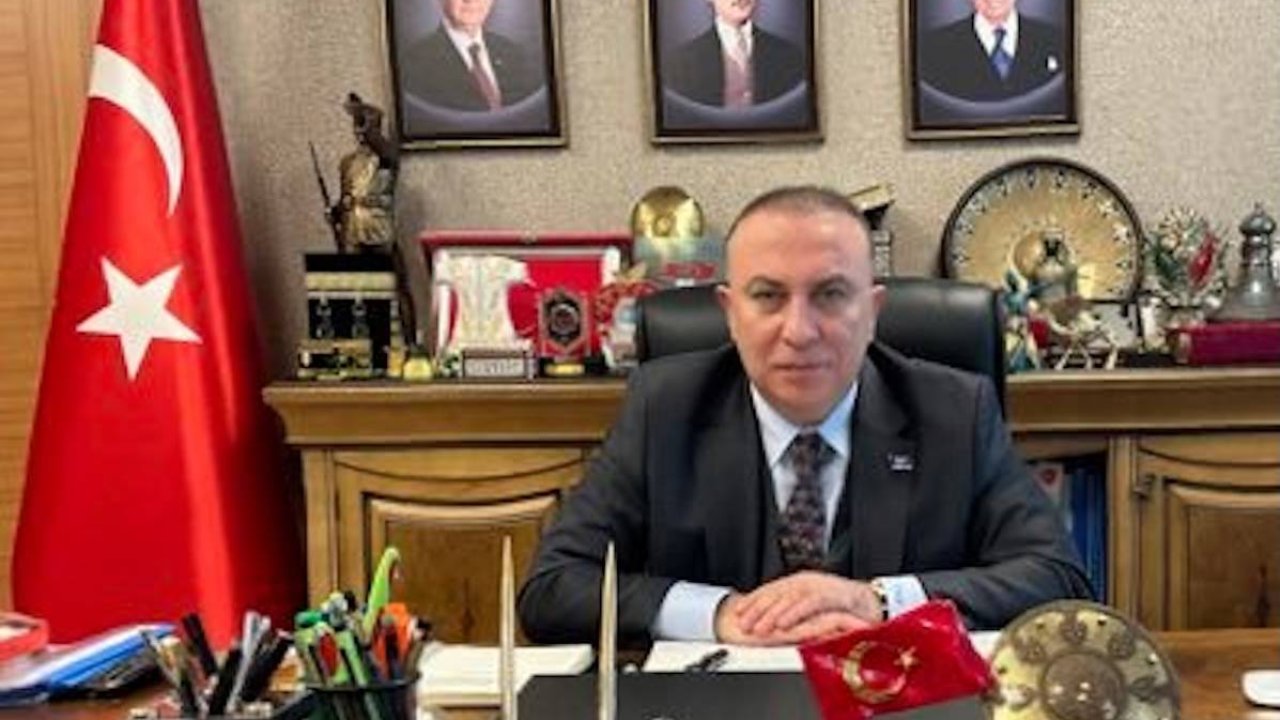 İzzet Ulvi Yönter Kimdir? MHP Genel Başkan Yardımcısı Neden İstifa Etti?