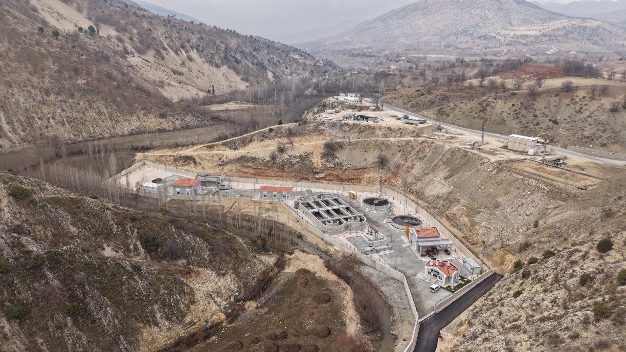 Çağlayancerit’in İleri Biyolojik Atıksu Arıtma Tesisi Hizmete Alındı!