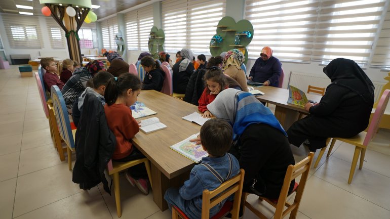 Anne ve Çocuklar Kahramanmaraş Büyükşehir’in Etkinliğinde Ortak Okuma Keyfi Yaşadı!