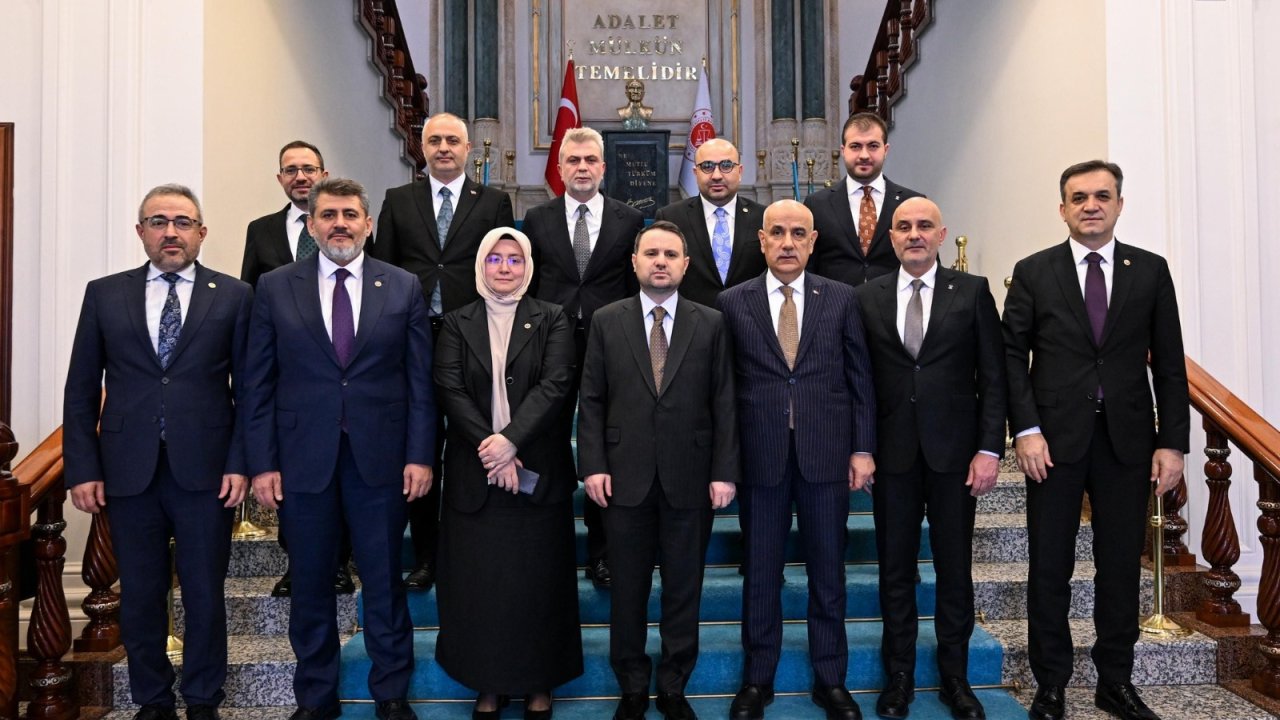 Kahramanmaraş  AK Parti Heyetinden Adalet Bakanı Akın Gürlek’e Ziyaret!