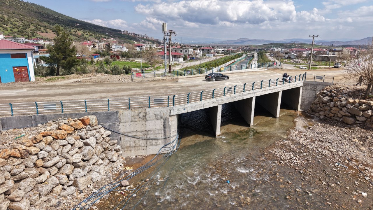 Kahramamaraş Büyükşehir’den  Şekeroba'ya 10 Milyonluk Köprü Yatırımı!