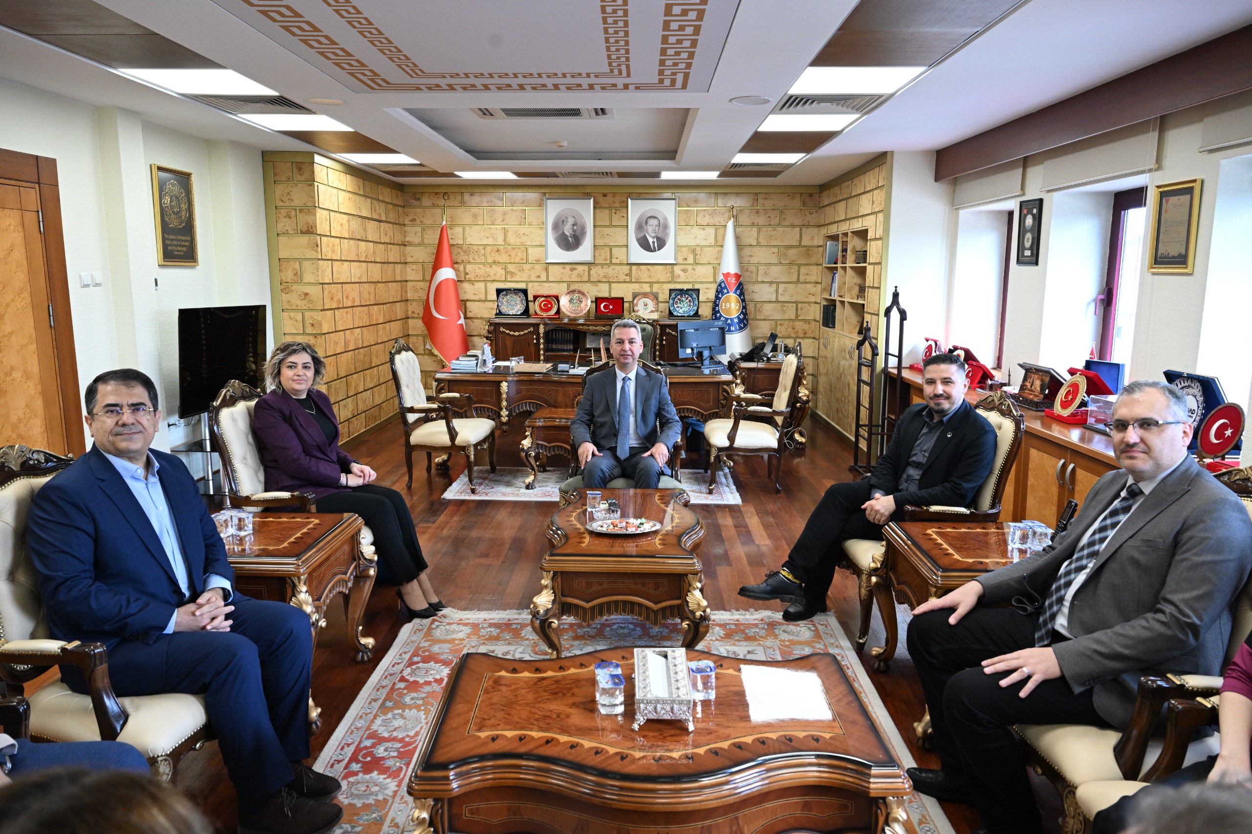 Prizren Üniversitesi Heyeti KSÜ’de Akademik Paylaşımda Bulundu!