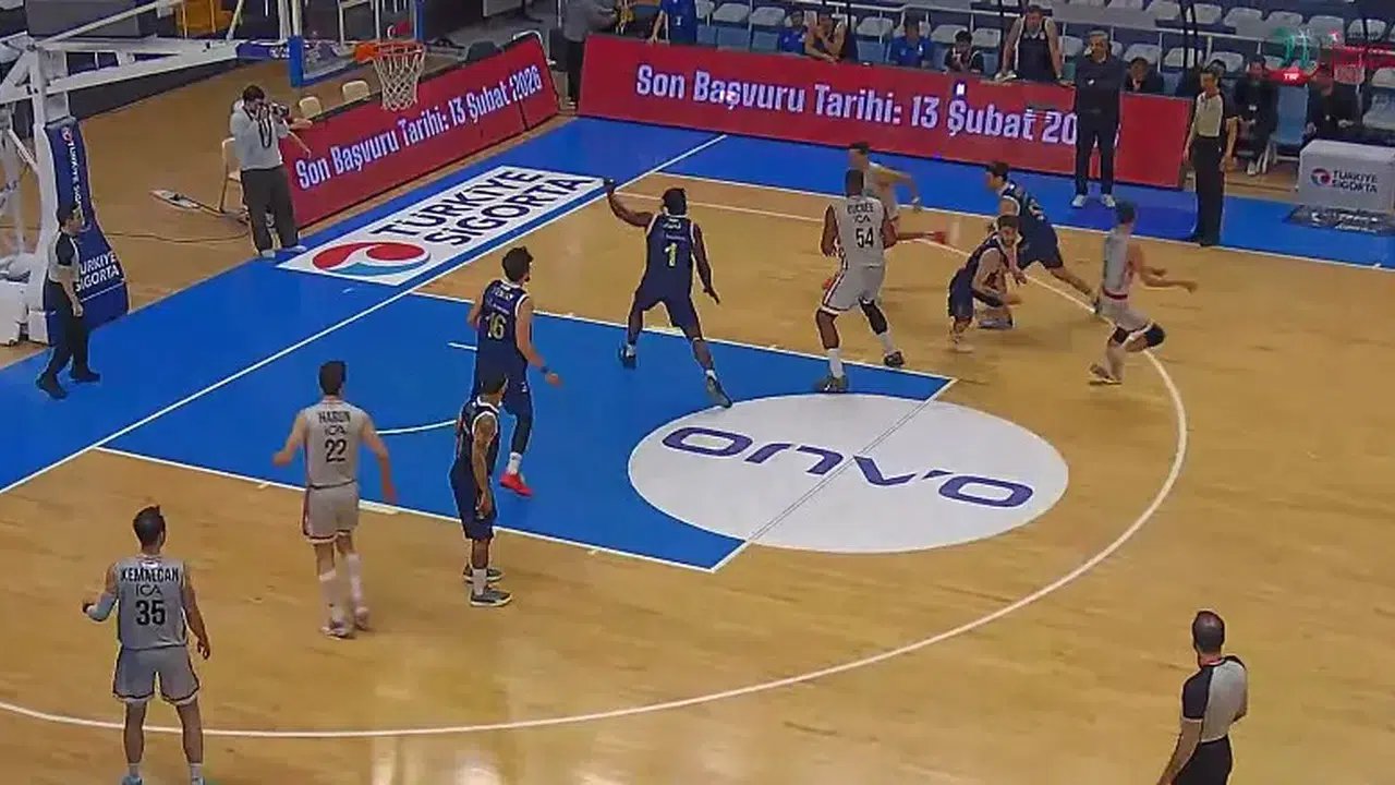 Kipaş İstiklal Basketbol Saniye Basketiyle Fenerbahçe’ye Mağlup Oldu!