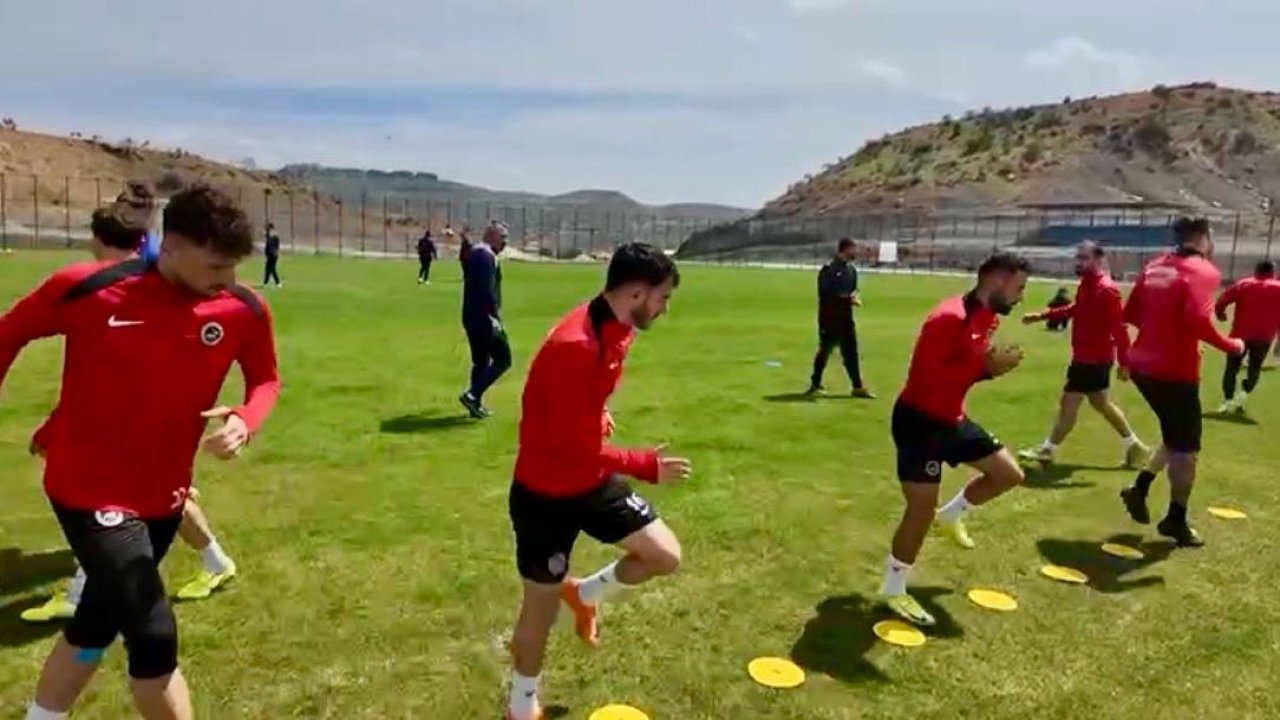 Kahramanmaraş Akedaş İstiklal Spor, Mardin’de kampa girdi!