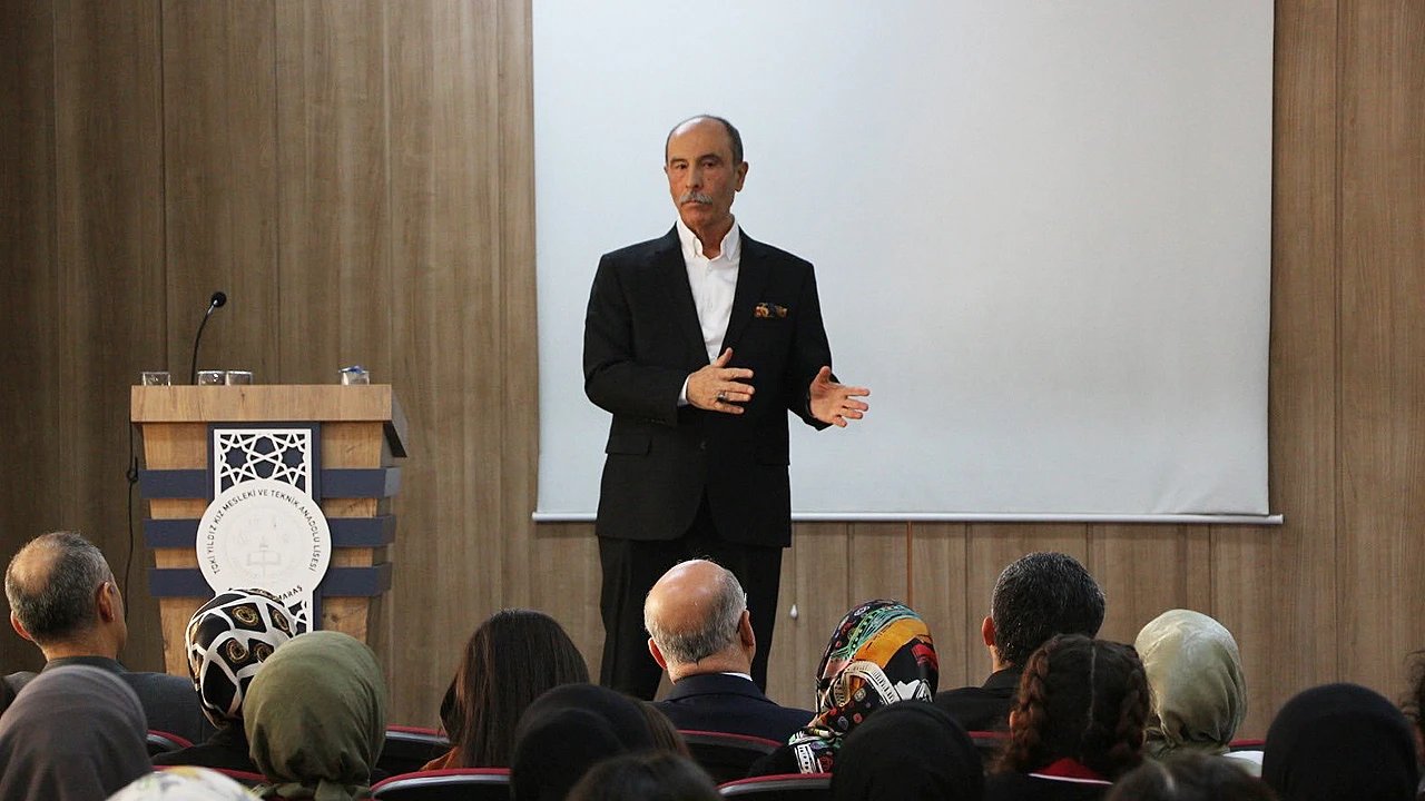 Şahin Balcıoğlu deneyimlerini öğrencilerle paylaşacak!