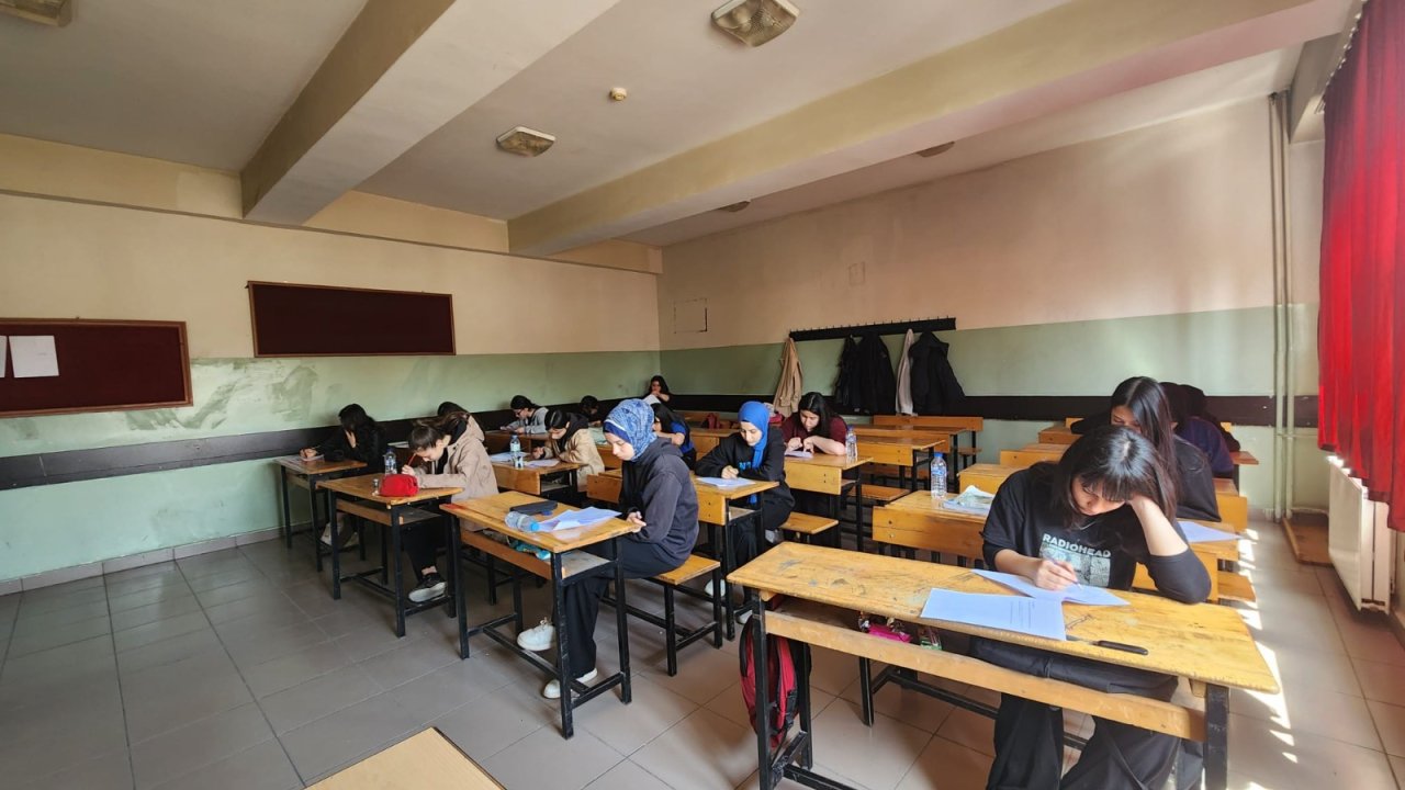 Eşik Projesi’nde Okuduğunu Anlama Yarışmasının Okul Finalleri Tamamlandı!