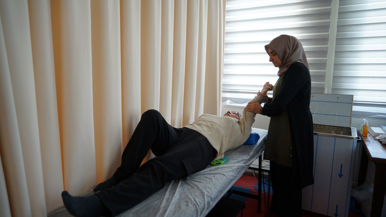 Aktif Yaşam Merkezi Yaşlıların Hayatına Değer Katmayı Sürdürüyor!