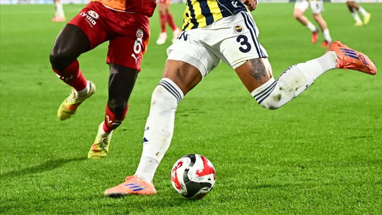 Galatasaray - Fenerbahçe Derbisi Ne Zaman? 2026 Dev Maçın Tarihi ve Saati Belli Oldu!