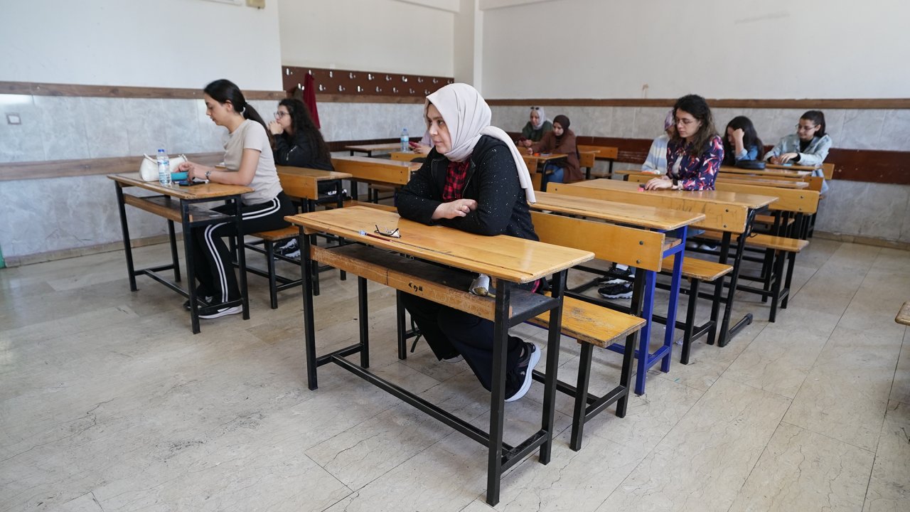 Pusula Maraş’ın KPSS Deneme Sınavları Gençlerden Yoğun İlgi Görüyor