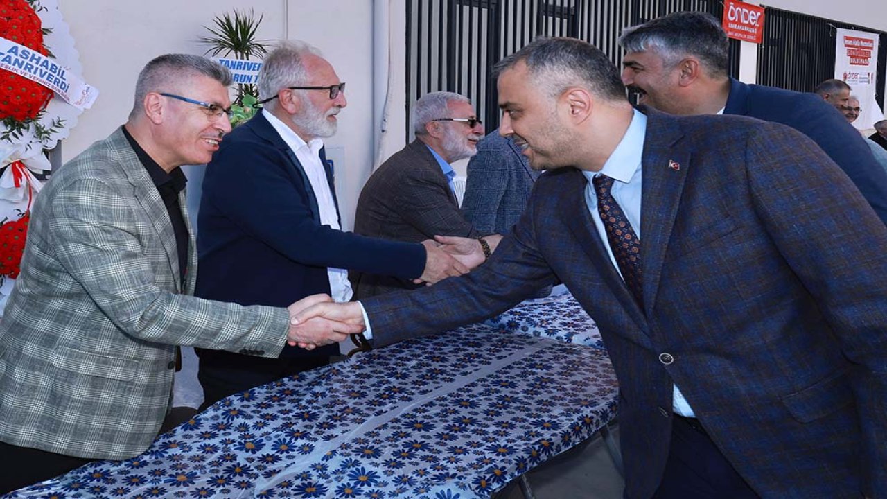 Başkan Toptaş, İmam Hatip mezunları vefa buluşması ve pilav gününe katıldı!