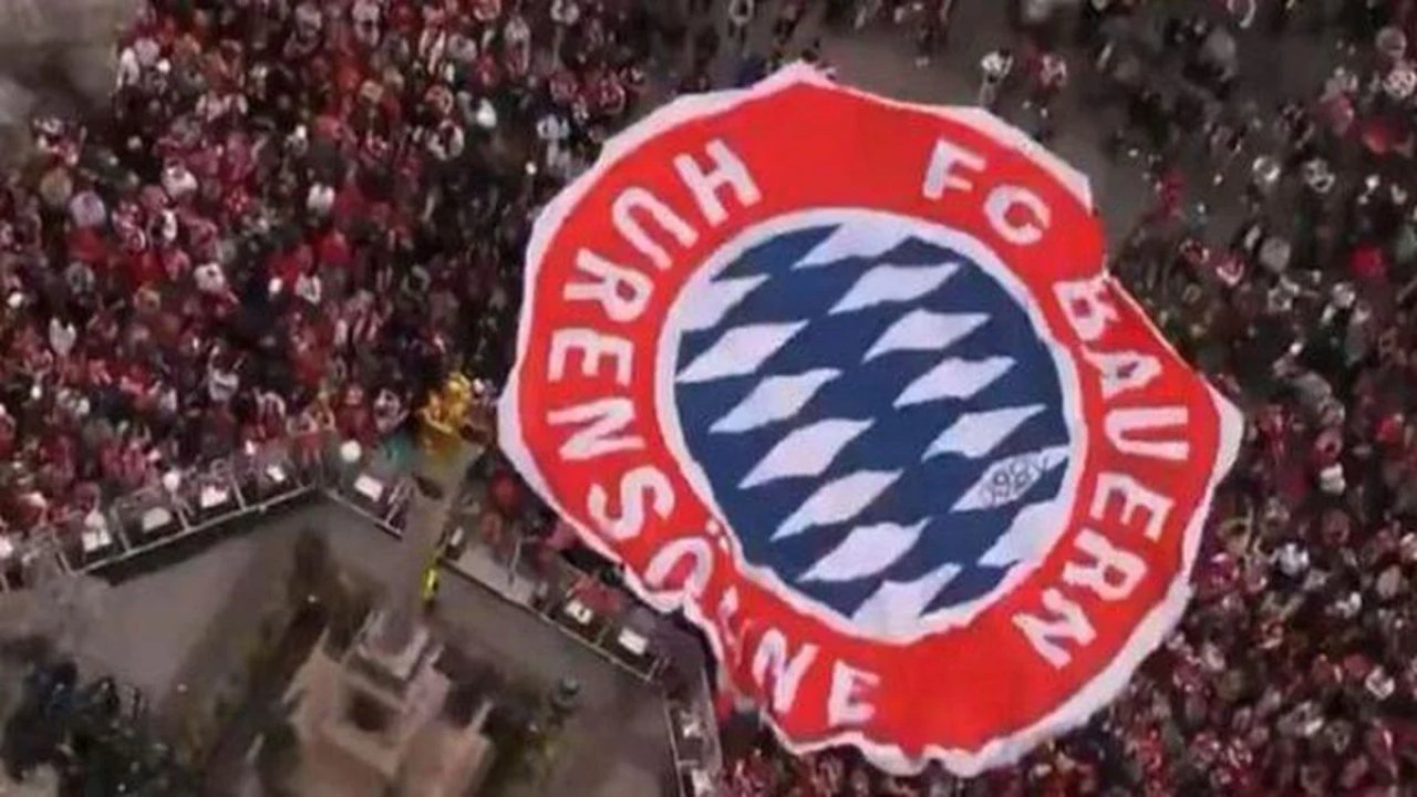 Bayern Münih Şampiyonluk Kutlaması Pankart olayı nedir? 1860 Münih Taraftarları Gündem Oldu