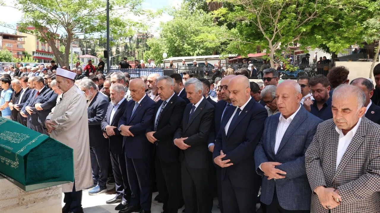 Hacı Ali Özal Dualarla Son Yolculuğuna Uğurlandı!