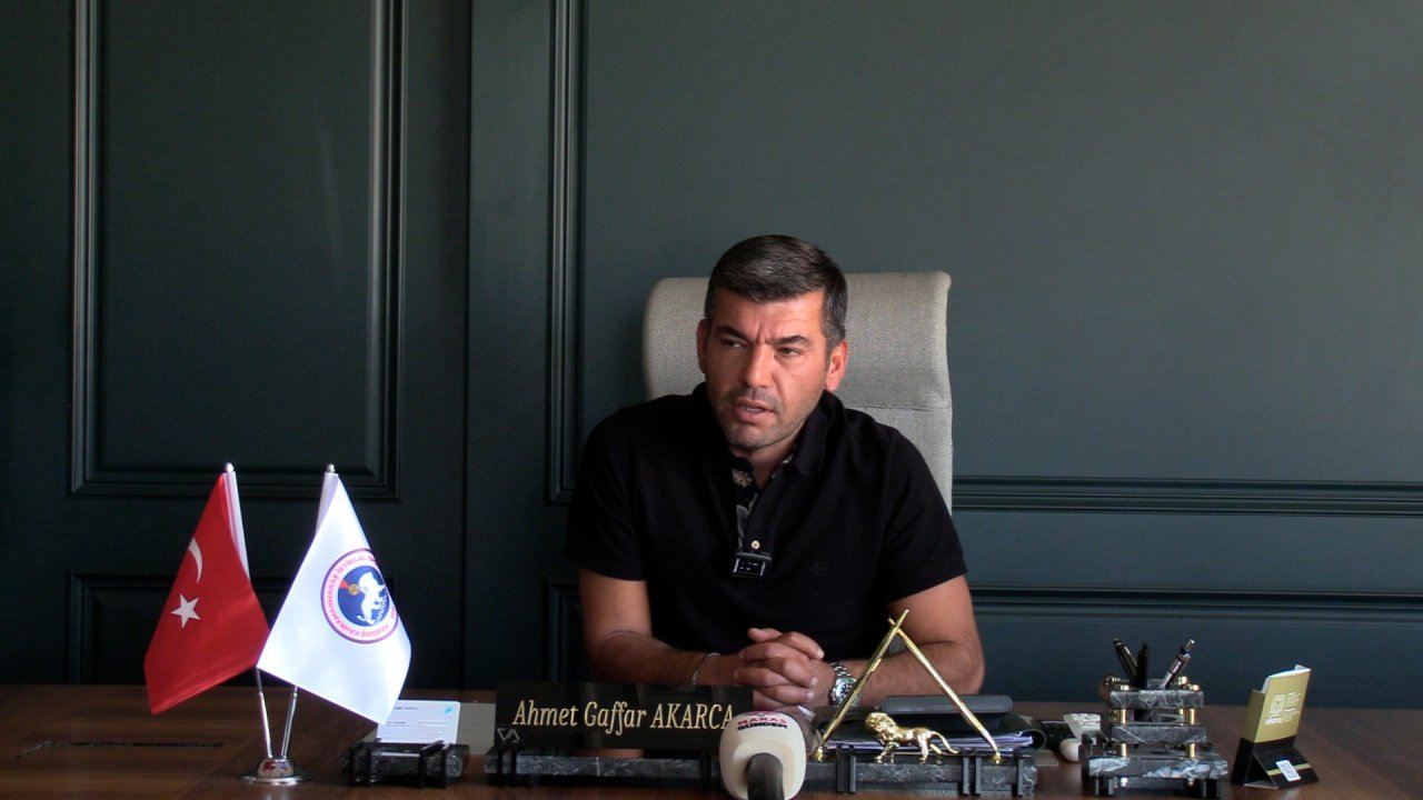 Kahramanmaraş İstiklal Spor Kulübü Başkanı Ahmet Gaffar Akarca görevini bıraktı