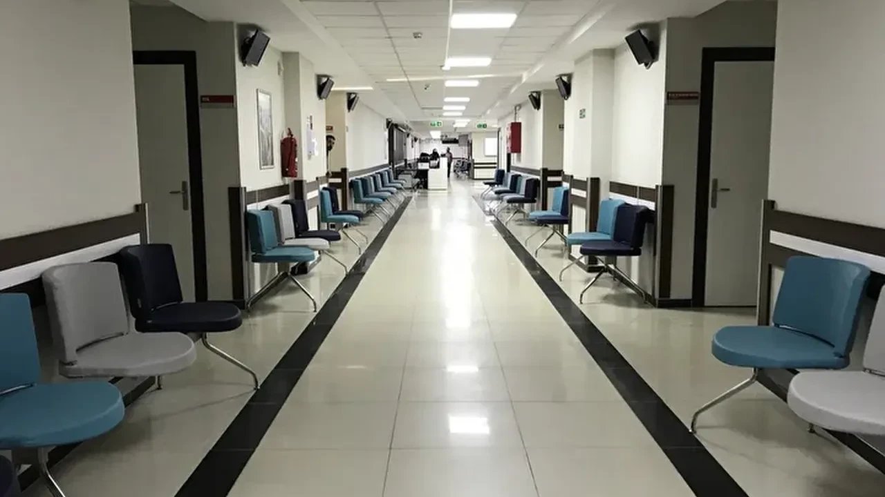 26 Mayıs Arefe Günü Sağlık Ocakları ve Hastaneler Açık mı, Kapalı mı? 2026 Bayram Tatili Detayları Netleşti