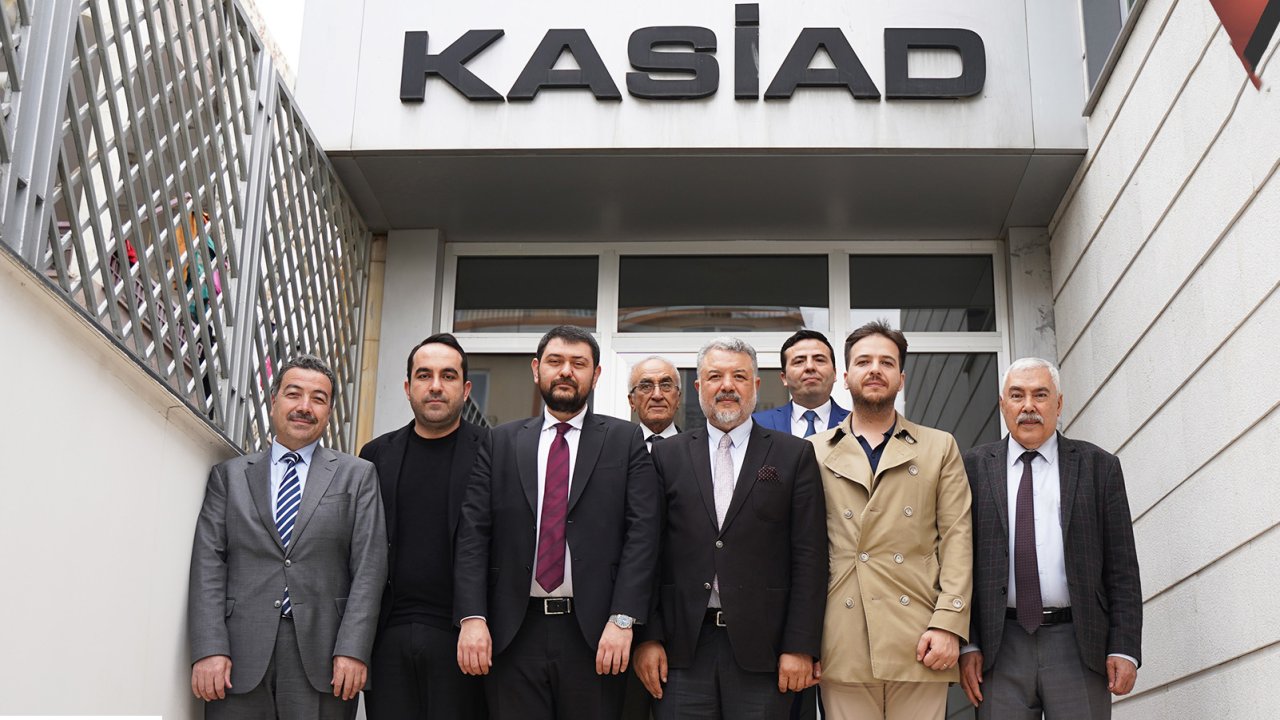 Kalın ve Dinçer’den Ortak Mesaj: “Dayanışma Güçlendirilmelidir”