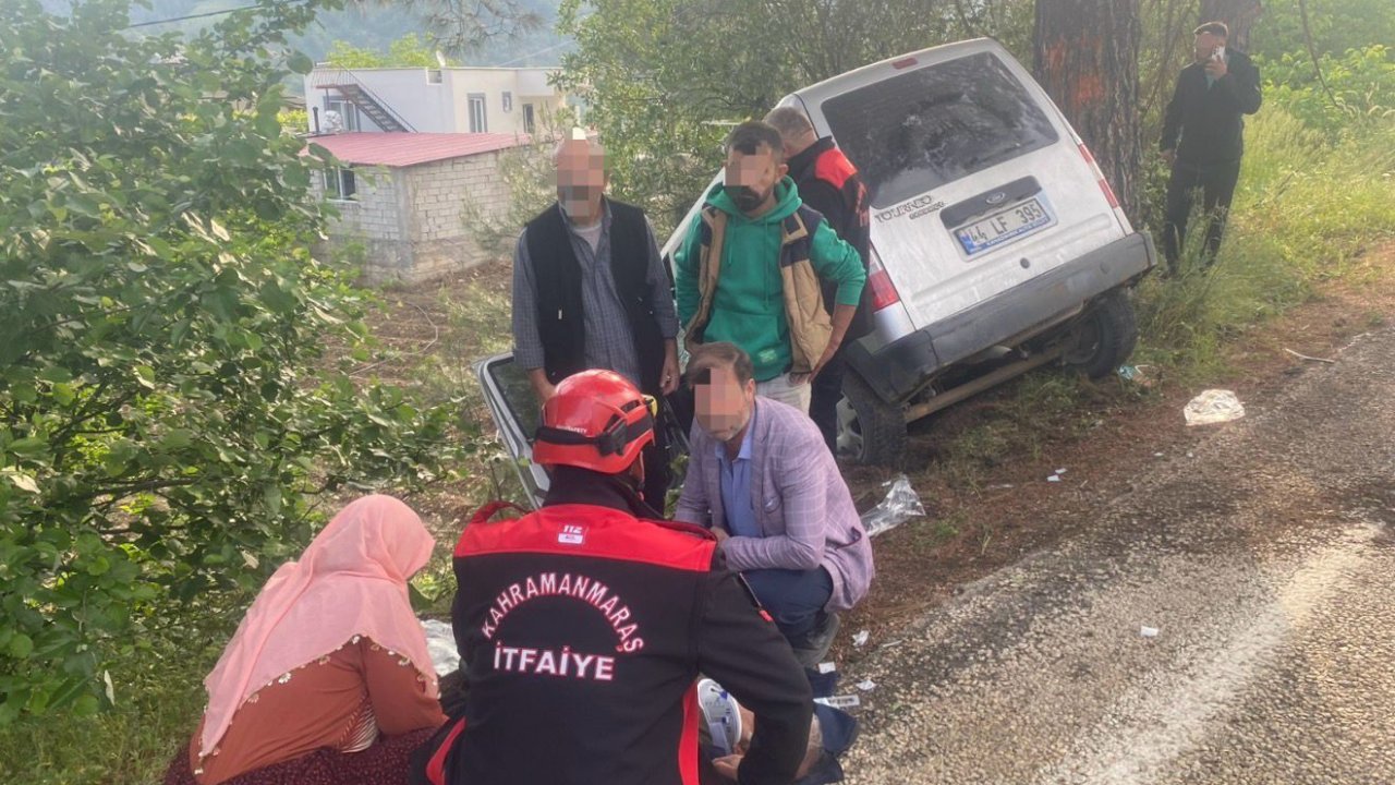 Kahramanmaraş’ta hafif ticari araç ağaca çarptı: 1 Ağır, 3 Hafif Yaralı