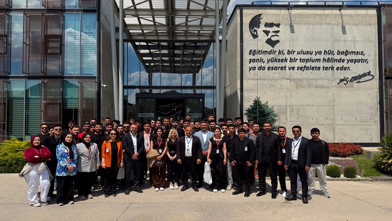 Havacılık MYO Öğrencileri TUSAŞ’taki Uygulamalı Eğitimleri İnceledi!
