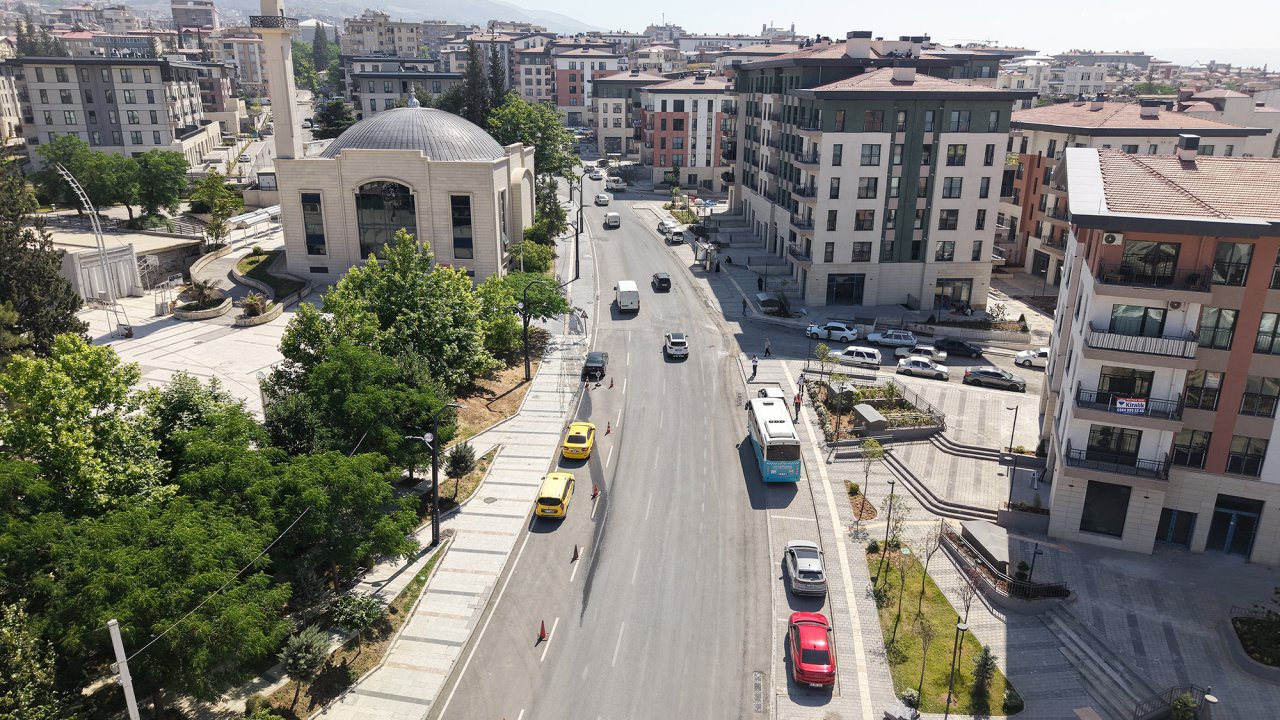 Kahramanmaraş Zübeyde Hanım Caddesi’nde Dönüşümde Son Aşama!