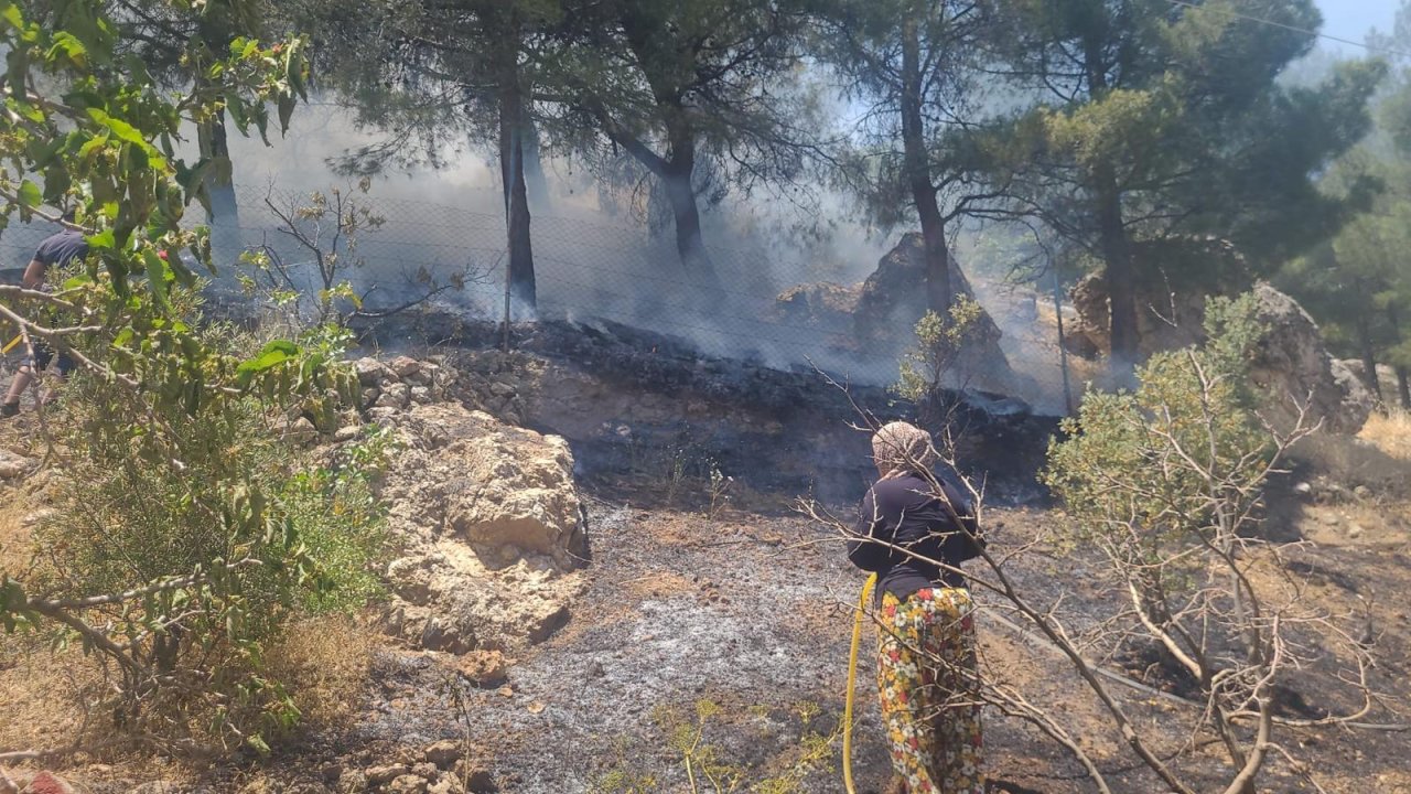 Kahramanmaraş’ta Ormanlık Alanda Çıkan Yangın Söndürüldü!