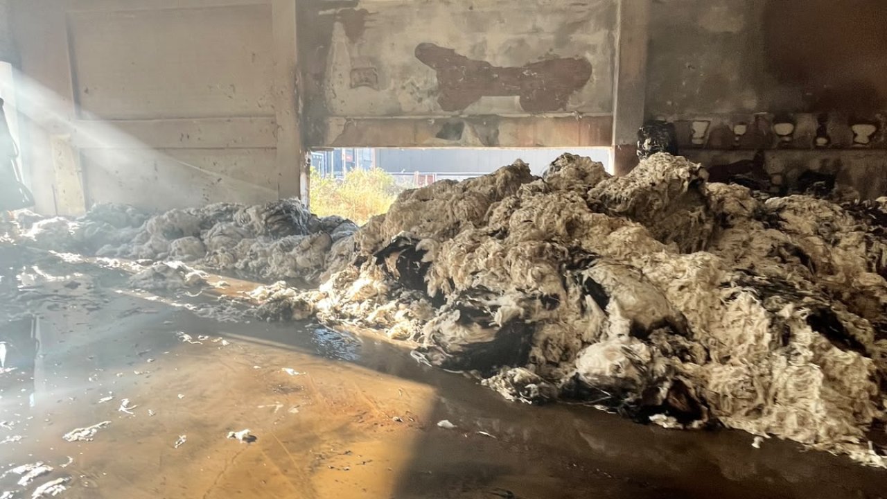 Kahramanmaraş Dulkadiroğlu'nda Fabrika Yangını Korkuttu!