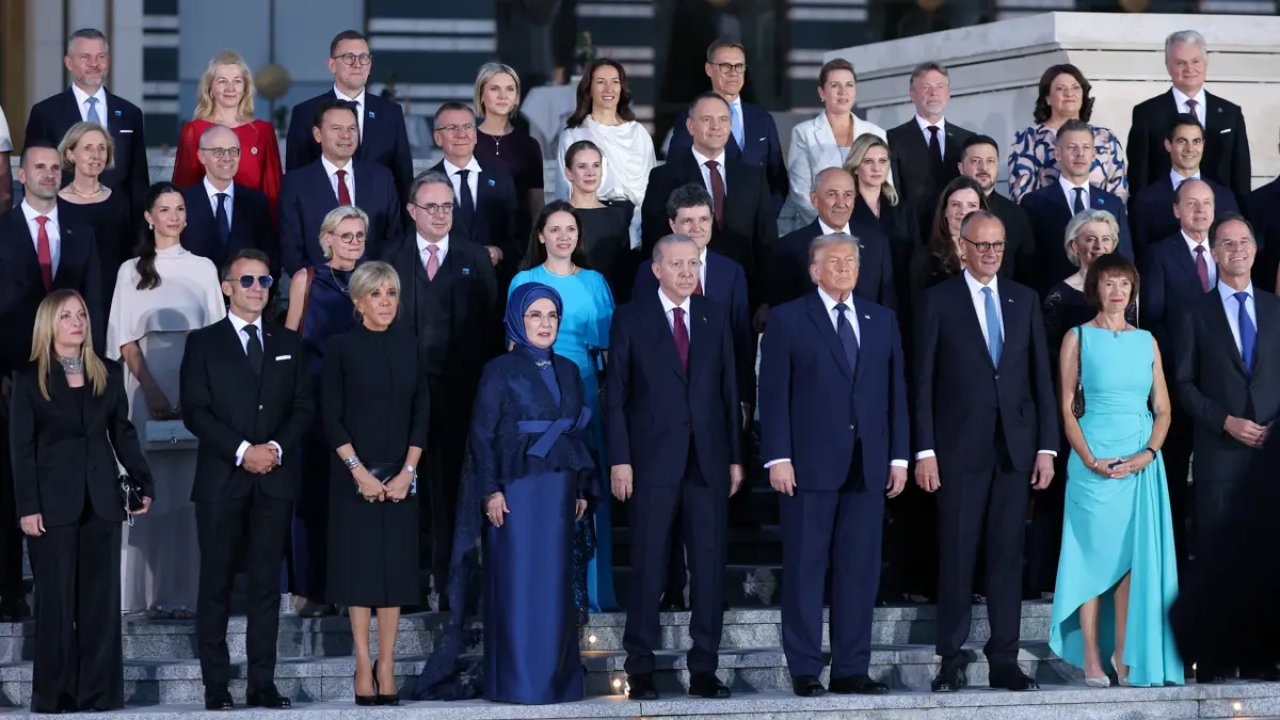 NATO Zirvesinde Diplomasi Sustu, Maraş Dondurması Konuştu!