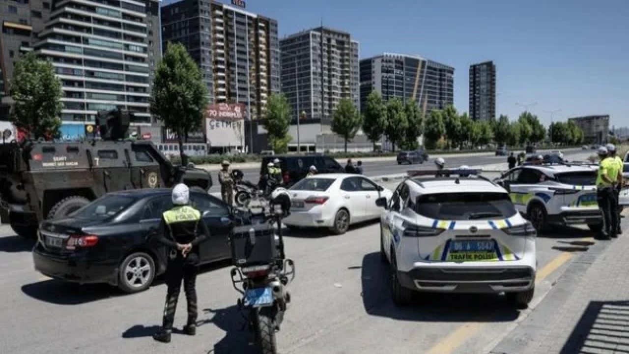 Ankara'da Yollar Ne Zaman Açılacak? Ankara'da Yollar Bugün Açılacak mı? Valilikten Son Dakika Açıklaması