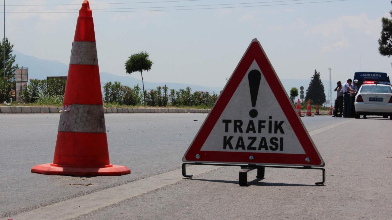 Adana'daki Trafik Kazasında Hayatını Kaybeden Mert Müldür Kimdir? İşte Olayla İlgili Bilinenler