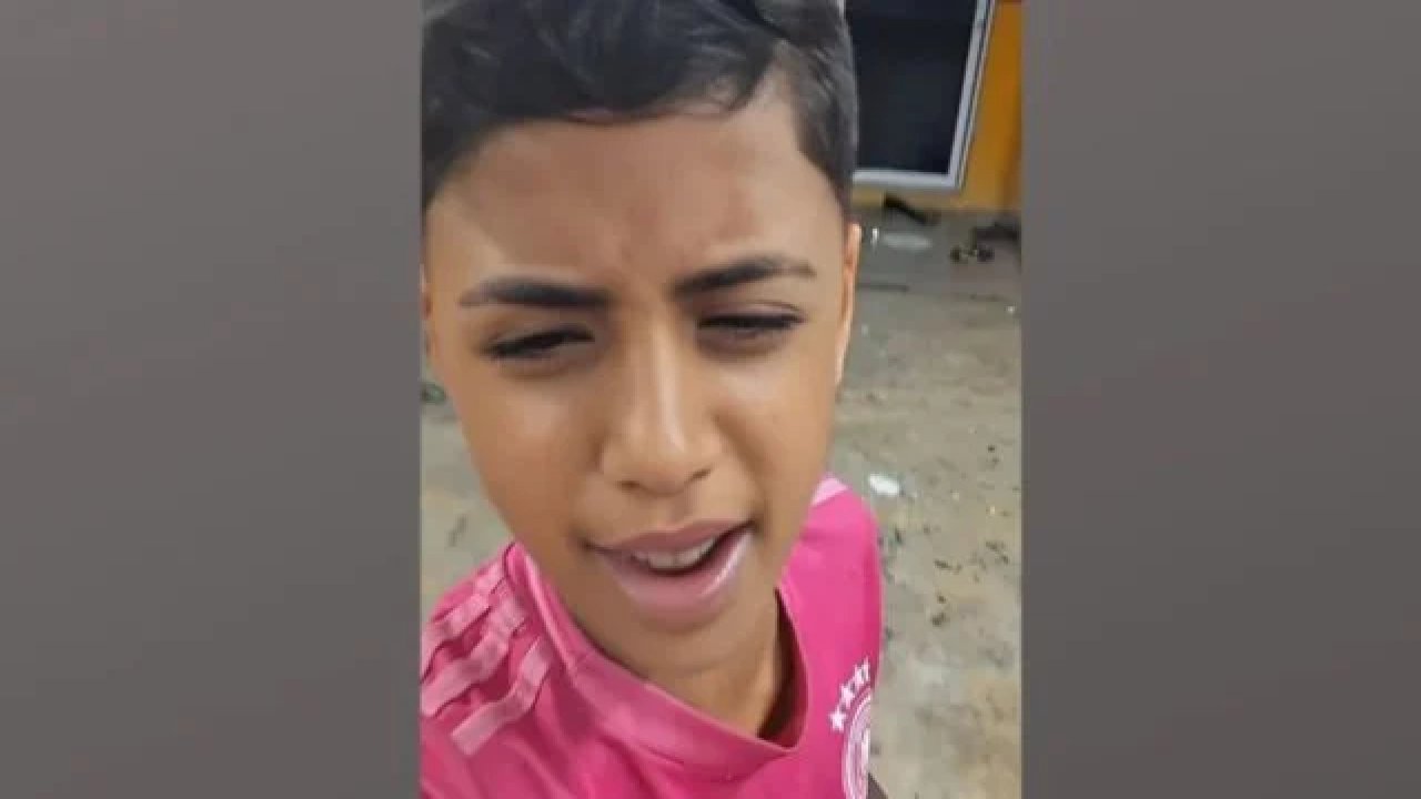 Beyto Kimdir? Hadise'nin Paylaştığı "Ara Beni" Performansıyla Gündem Olan Beyto Kaç Yaşında, Nereli?