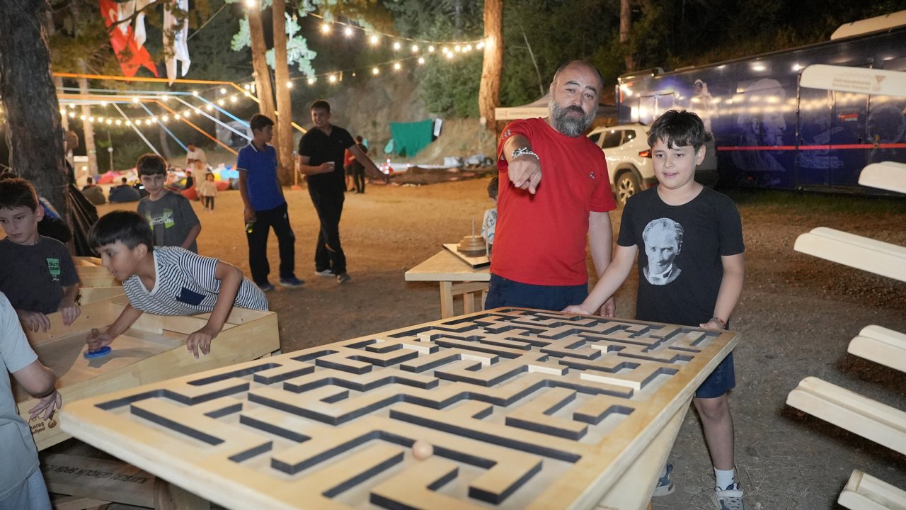Büyükşehir’den Baba ve Oğullara Doğayla İç İçe Unutulmaz Kamp Deneyimi!