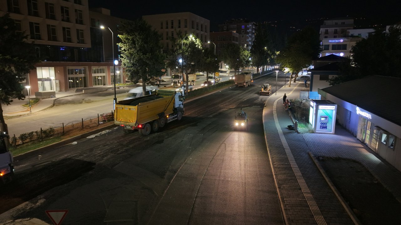 Azerbaycan Bulvarı’nda Son Kat Asfalta geçildi!