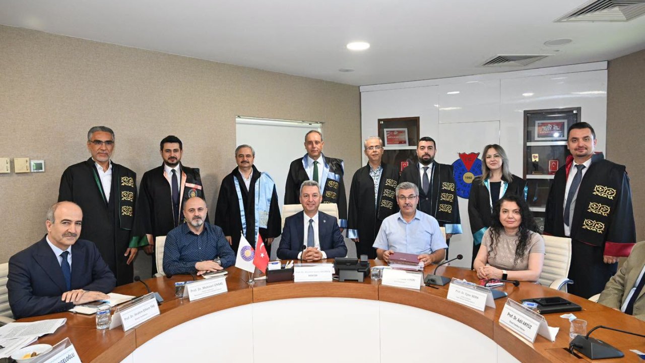 KSÜ'de Profesör ve Doçent Kadrolarına Atamalar Gerçekleştirildi