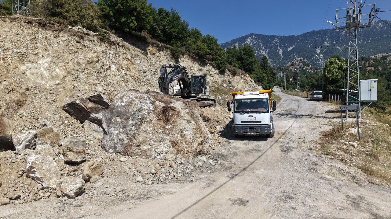 Kahramanmaraş ile Osmaniye-Kadirli arasındaki yol genişleyecek!