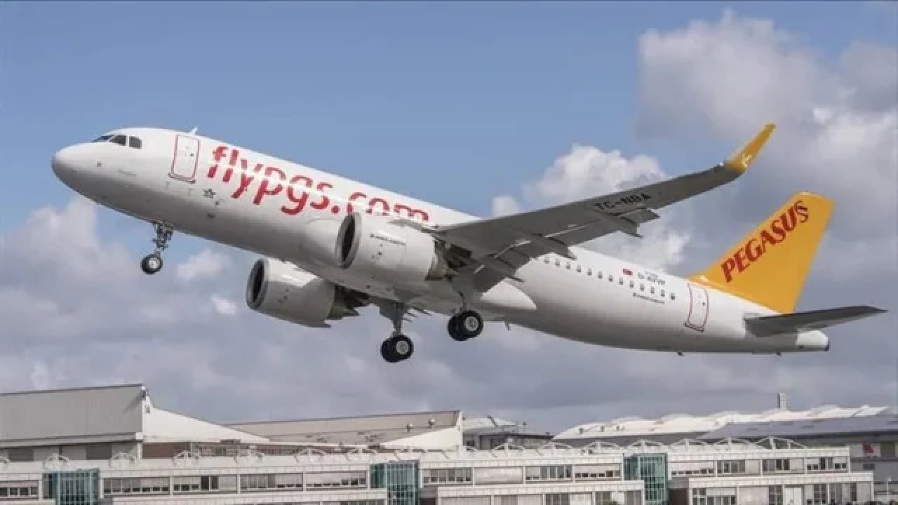Pegasus Hava Yolları yeni personel alıyor! İş başvurusu nasıl yapılır, şartlar neler?