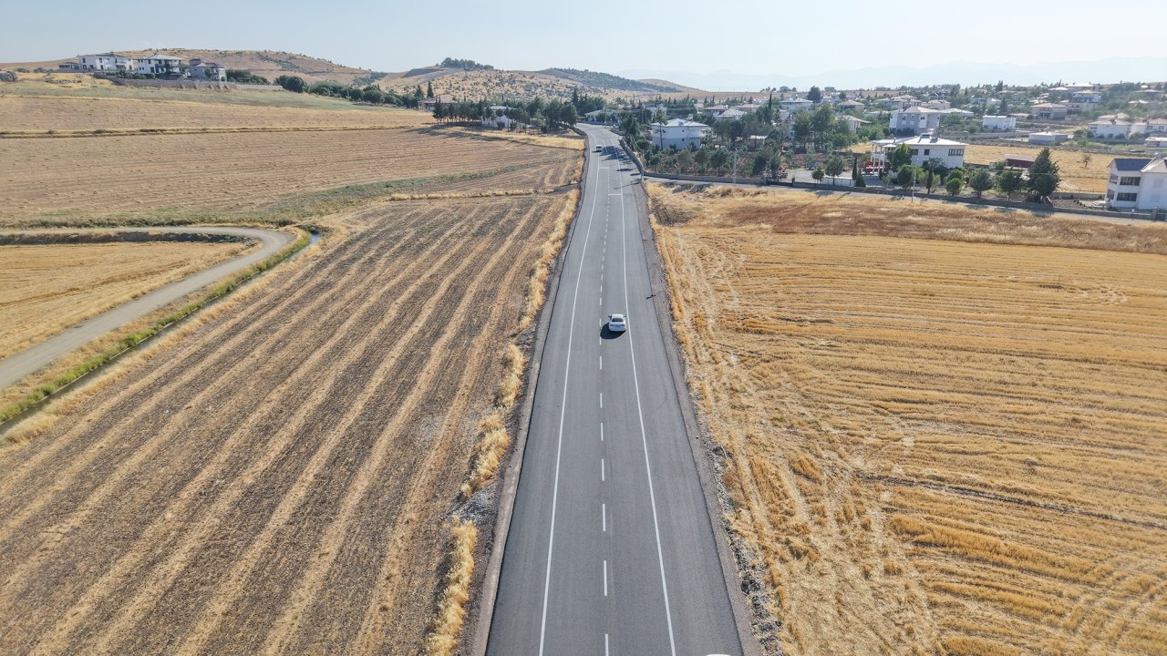 Kahramanmaraş’ta Dulkadiroğlu Kırsalına 45 Milyonluk Yol Yatırımı!