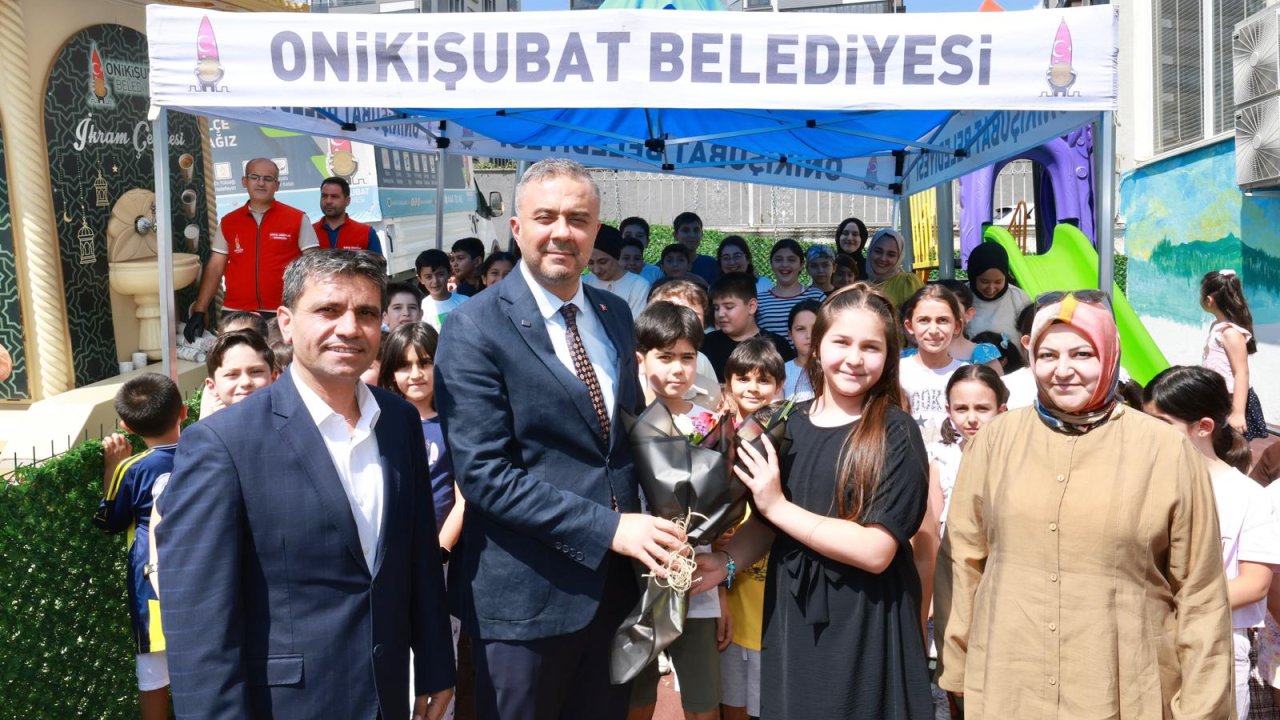 Başkan Toptaş, minik öğrencilerin davetine kayıtsız kalmadı!