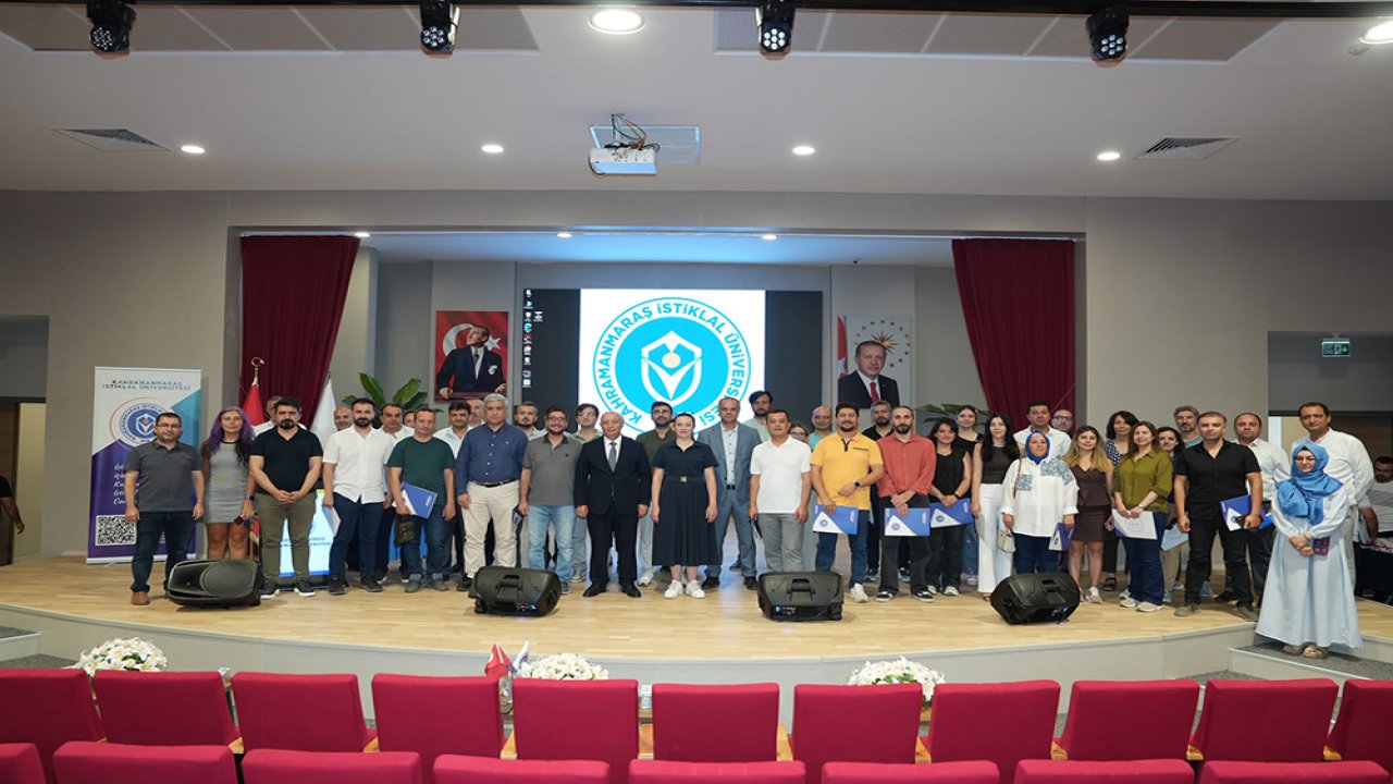 İstiklal Bilim ve Teknoloji Üniversitesi’nde Akademik ve İdari Personel İçin Teşekkür Töreni