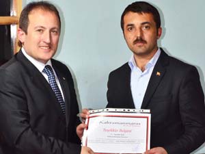 Kaymakam dan AA Göksun Yurt muhabirine teşekkür belgesi