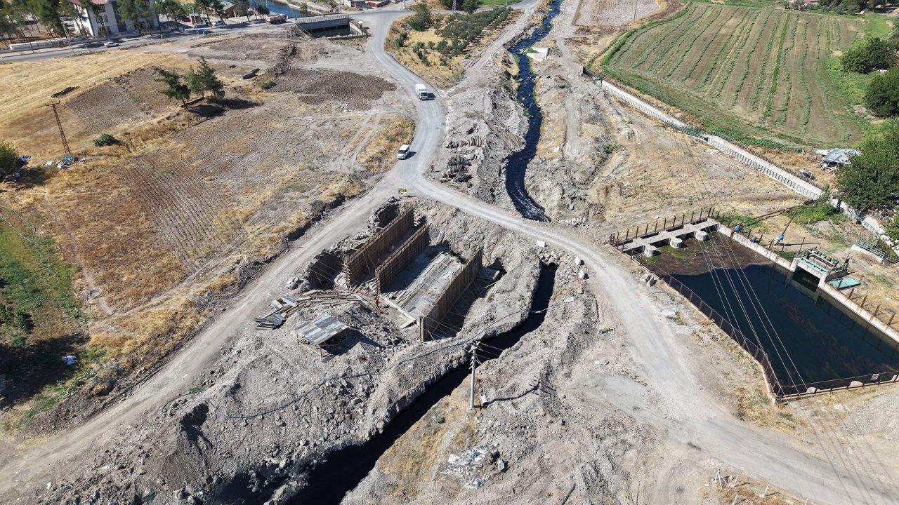 Büyükşehir’den Dulkadiroğlu’na Güç Katacak Bir Köprü Daha!