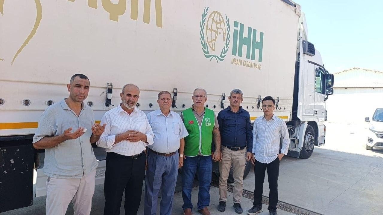 Kahramanmaraş İHH’dan susuz coğrafyalara iki TIR su yardımı