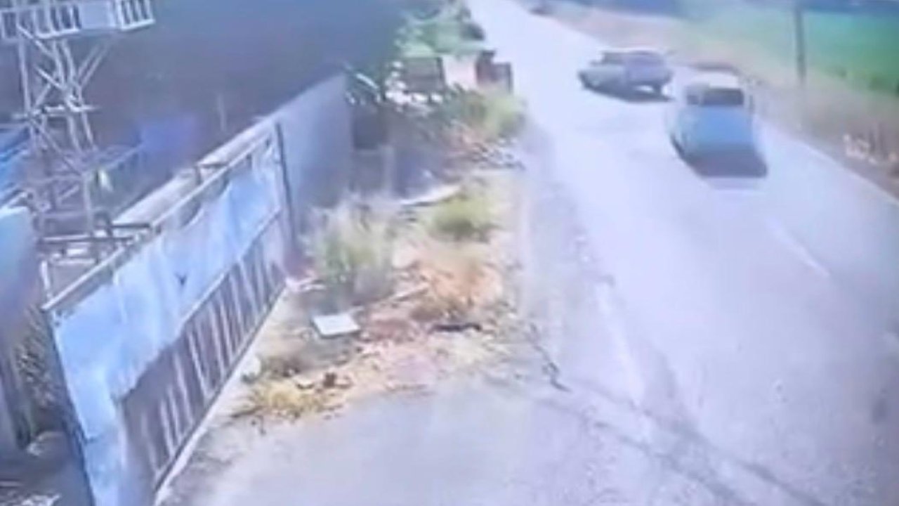 Kahramanmaraş’ta iki otomobil çarpıştı: 4 yaralı!