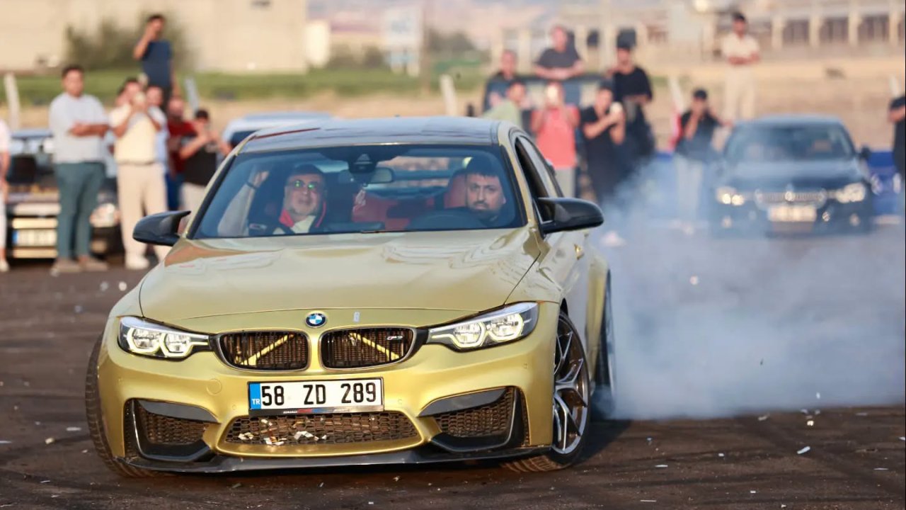Kahramanmaraş’ta adrenalin zirve yaptı! Drift pistinde binlerce kişi buluştu