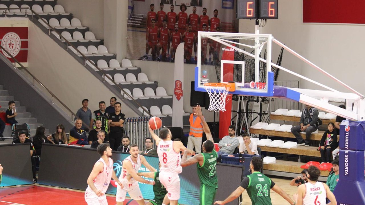 ​Kipaş Kahramanmaraş Büyükşehir Belediyespor, Bağlumspor'u Geçti: 85-72