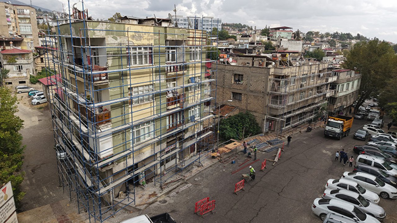 Kale Çevresinde Tarihi Dokuya Uyumlu Yeni Görünüm İçin İlk Adım Atıldı