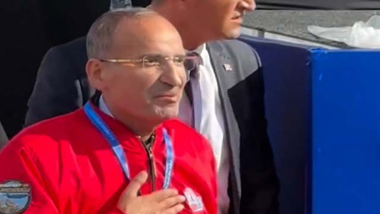 Bekir Bozdağ neden istifa etti? Hastalığı ne, sağlık durumu nasıl?
