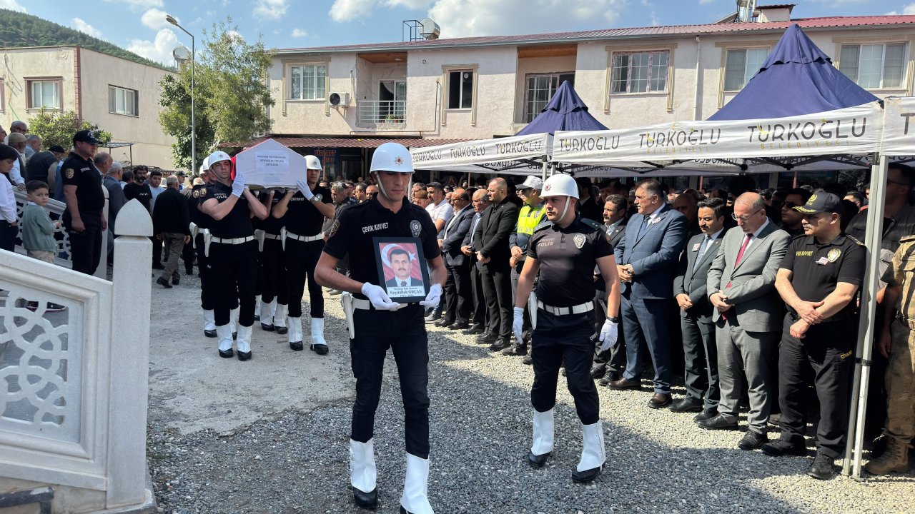 Türkoğlu’nda Acı Veda: Polis Memuru Toprağa Verildi